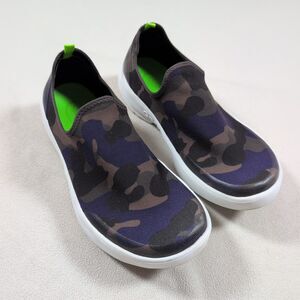 Oofos Oomg Eezee Low Loafers Sneakers Shoes Womens Size 10 Blue Camo Slip On